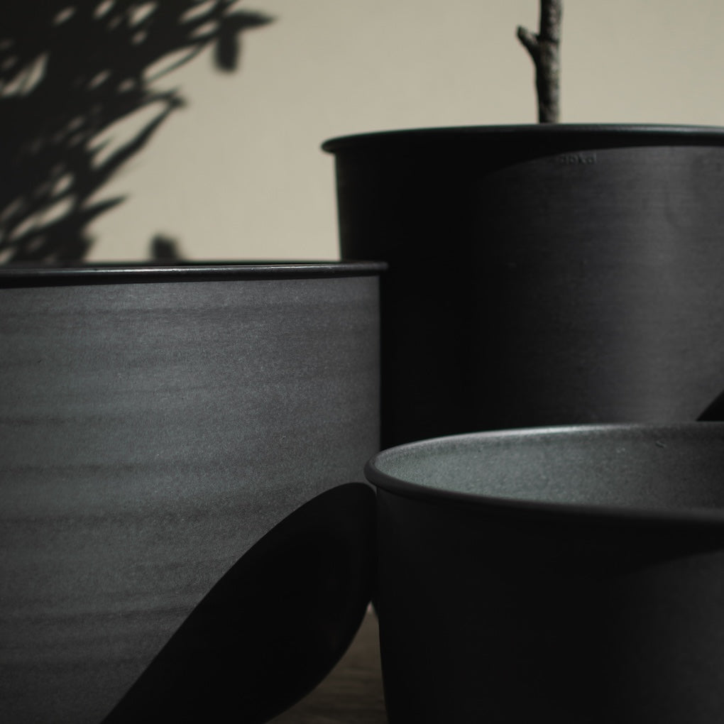 Pflanzschale Out Wide - schwarz