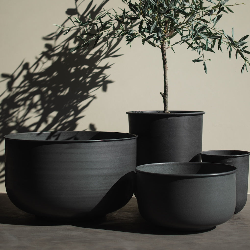 Pflanzschale Out Wide - schwarz