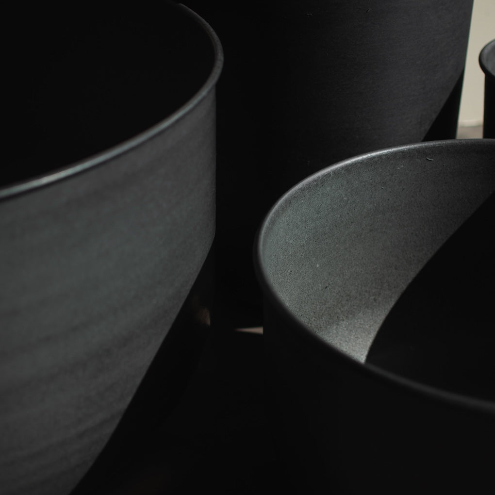 Pflanzschale Out Wide - schwarz