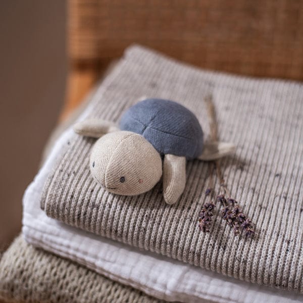 Babyrassel Schildkröte - jeansblau