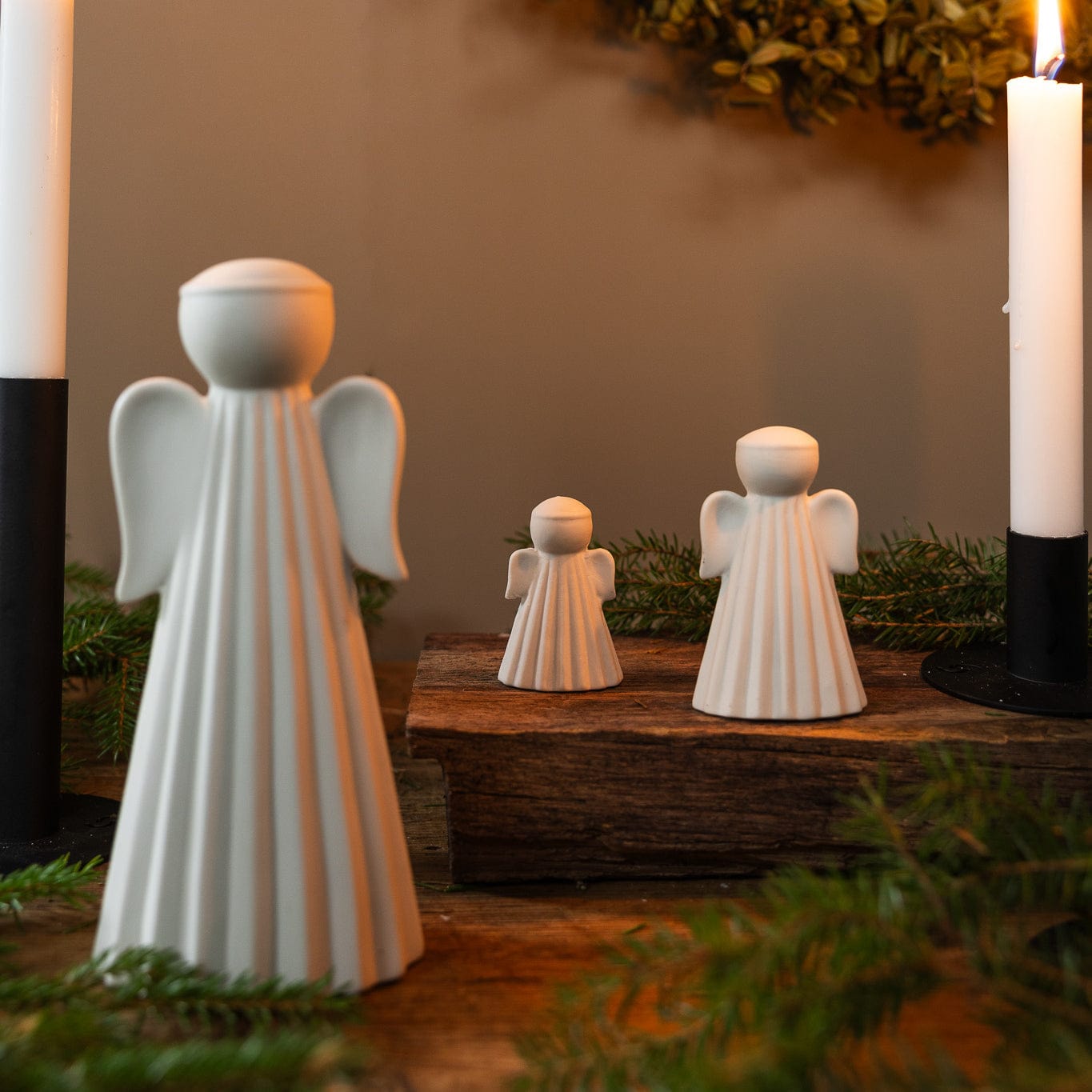 Dekofigur Engel Saga - weiß