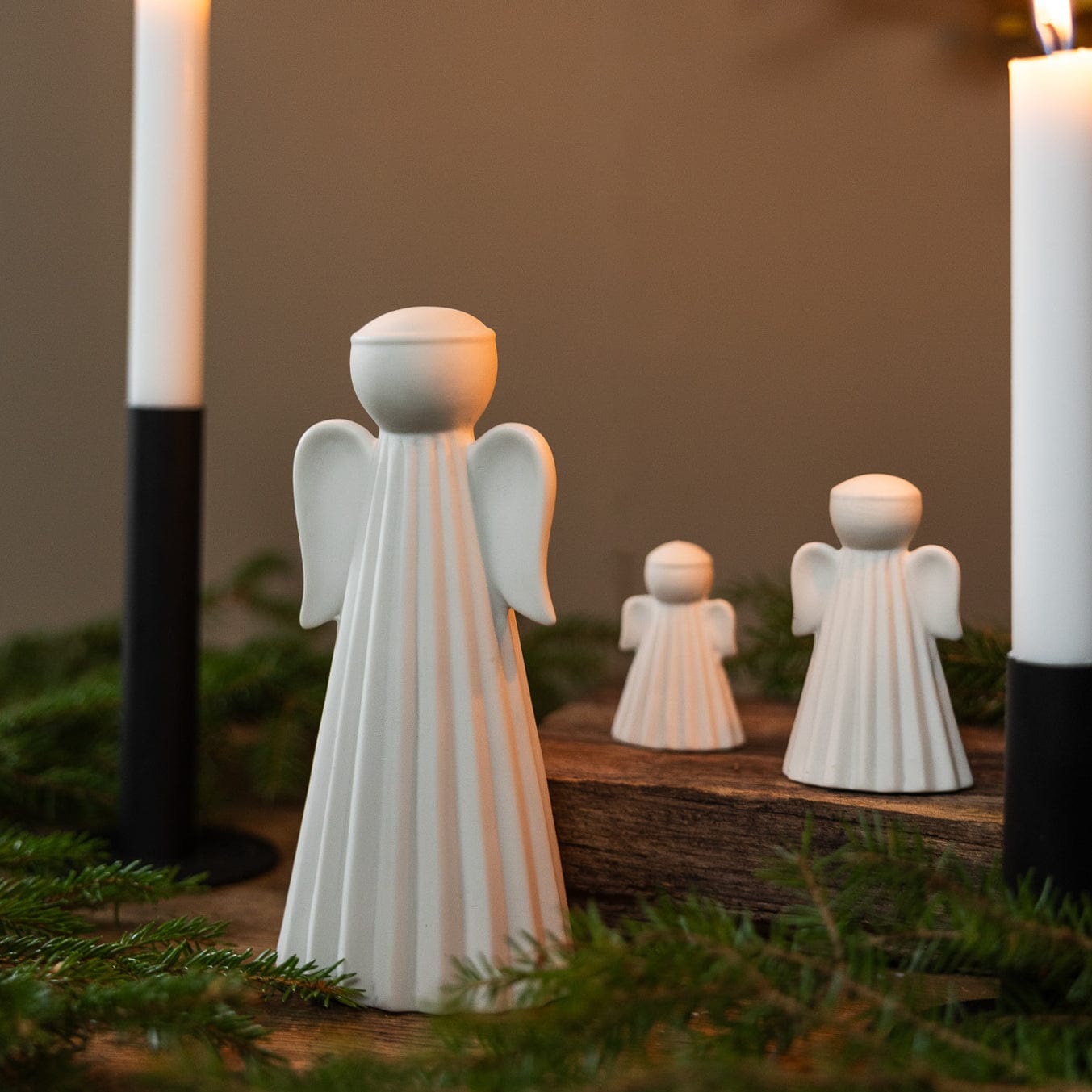 Dekofigur Engel Saga - weiß