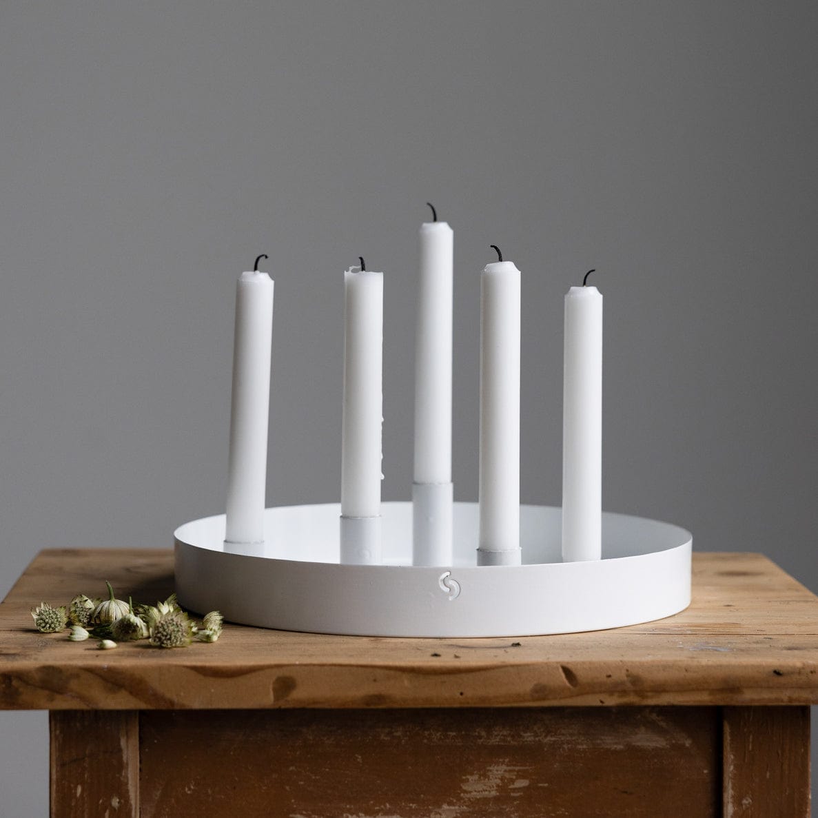 B-WARE Tablett Sund L mit magnetischen Kerzenhaltern - weiß