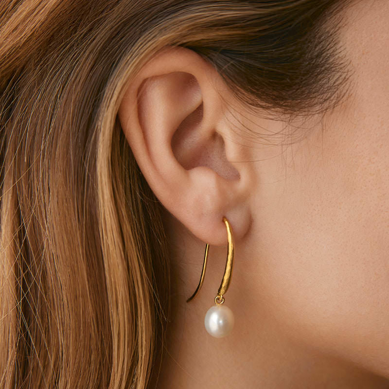 Handmade Ohrringe in gold von Agapé Studio kaufen