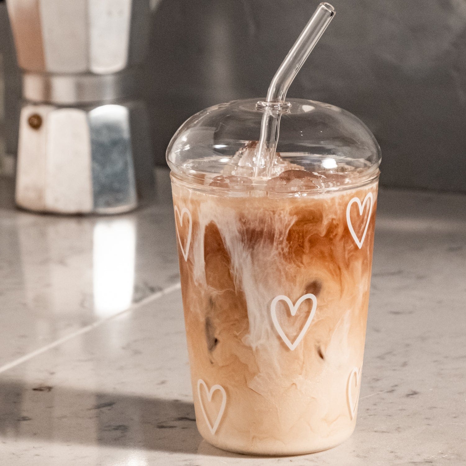 Trinkglas Herzen - weiß