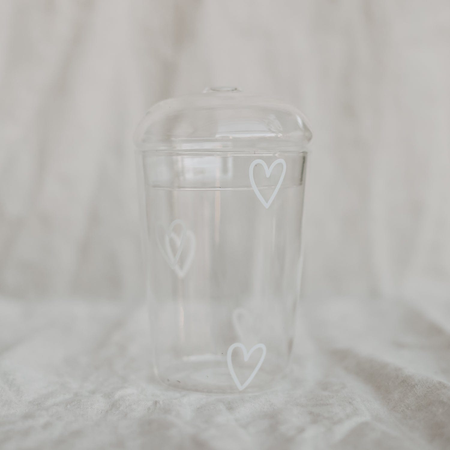Trinkglas Herzen - weiß