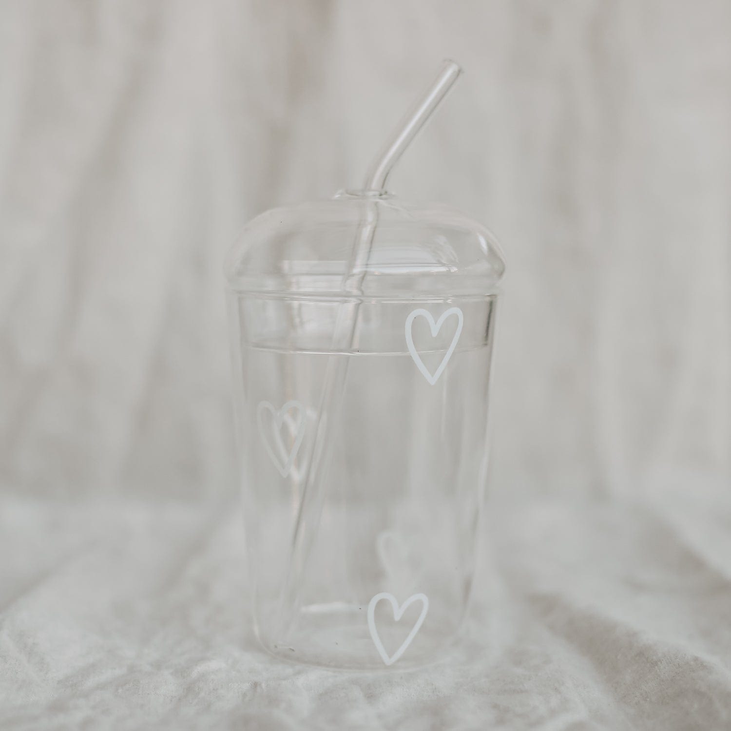 Trinkglas Herzen - weiß
