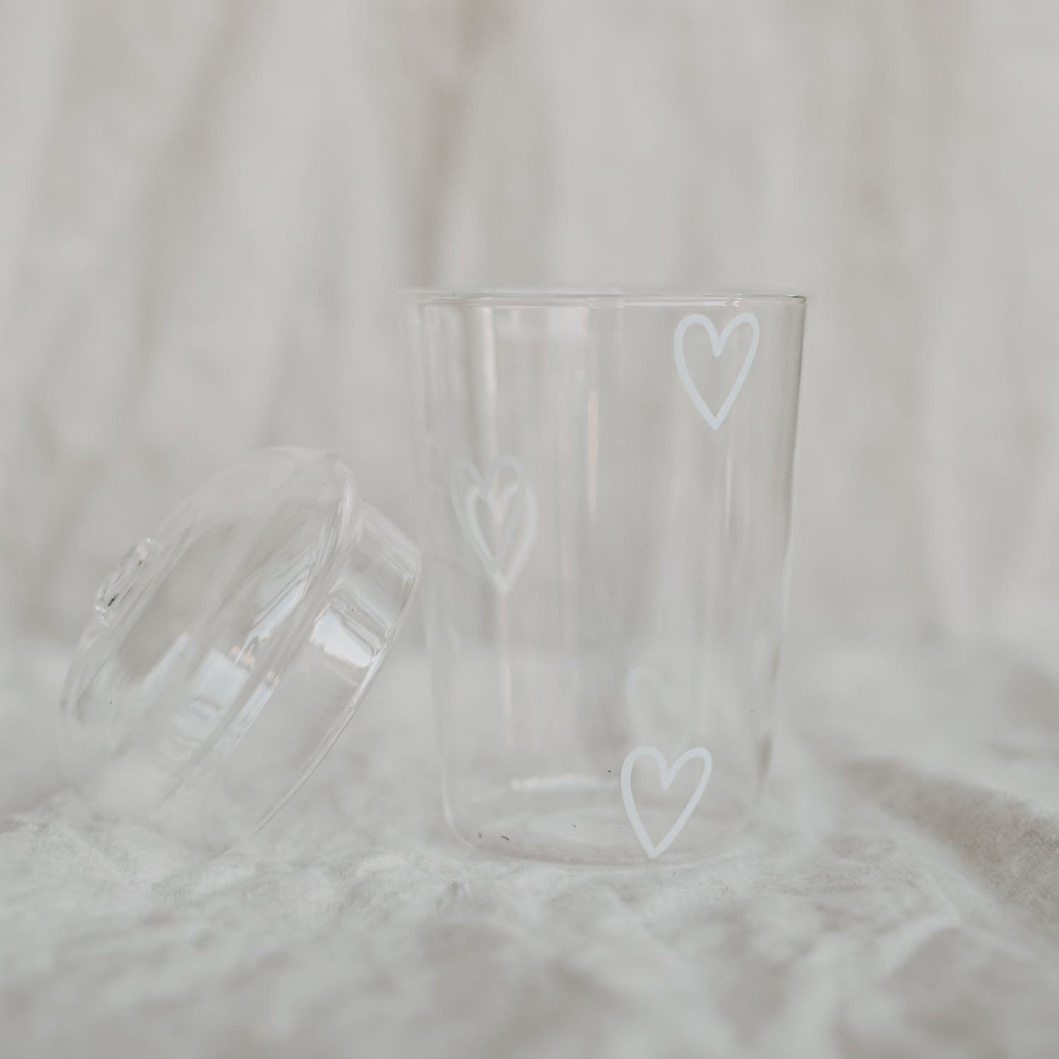 Trinkglas Herzen - weiß