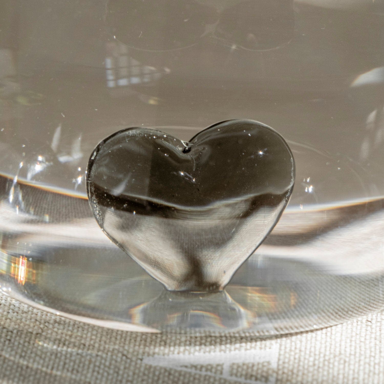 Trinkglas Herzfigur - schwarz