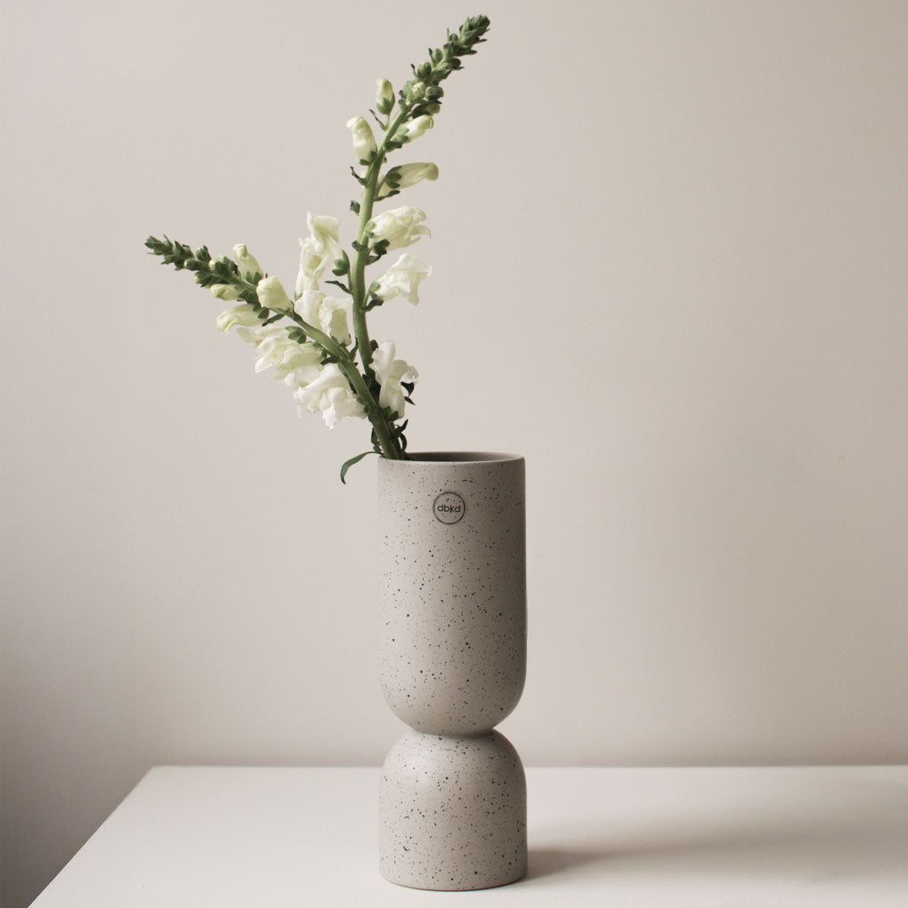 Vase Post - mole dot