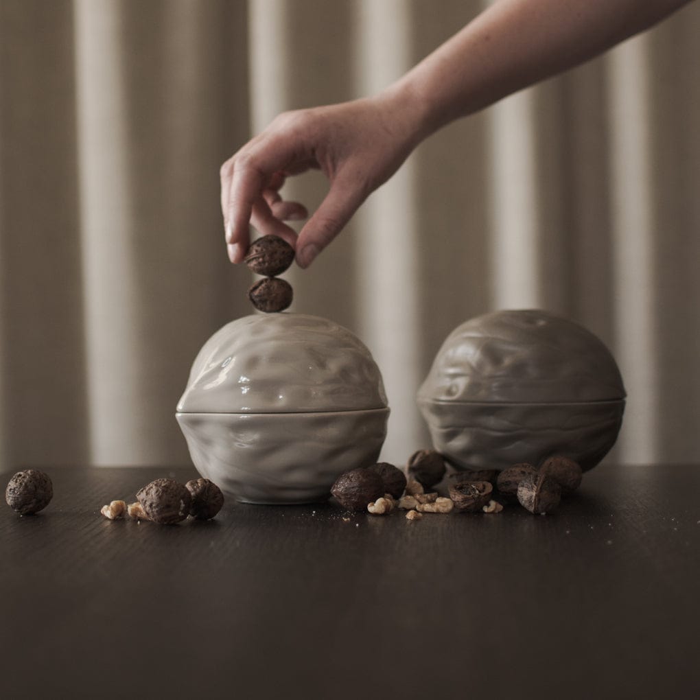 Walnuss Schale mit Deckel - shiny mole