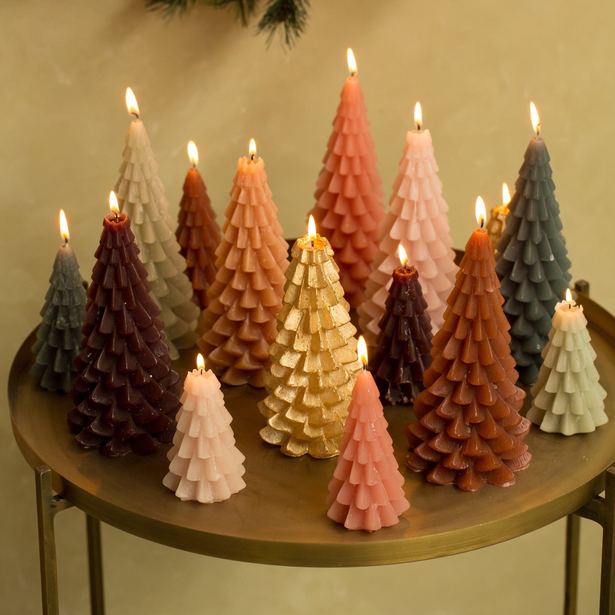 Weihnachtskerze Tannenbaum - gold