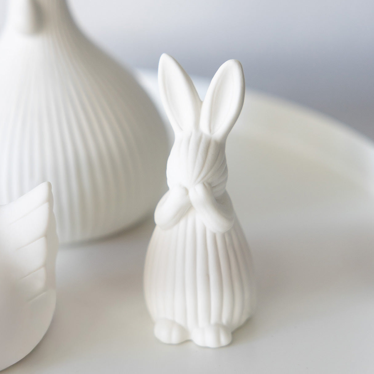 Osterdekoration Hase Astrid - weiß