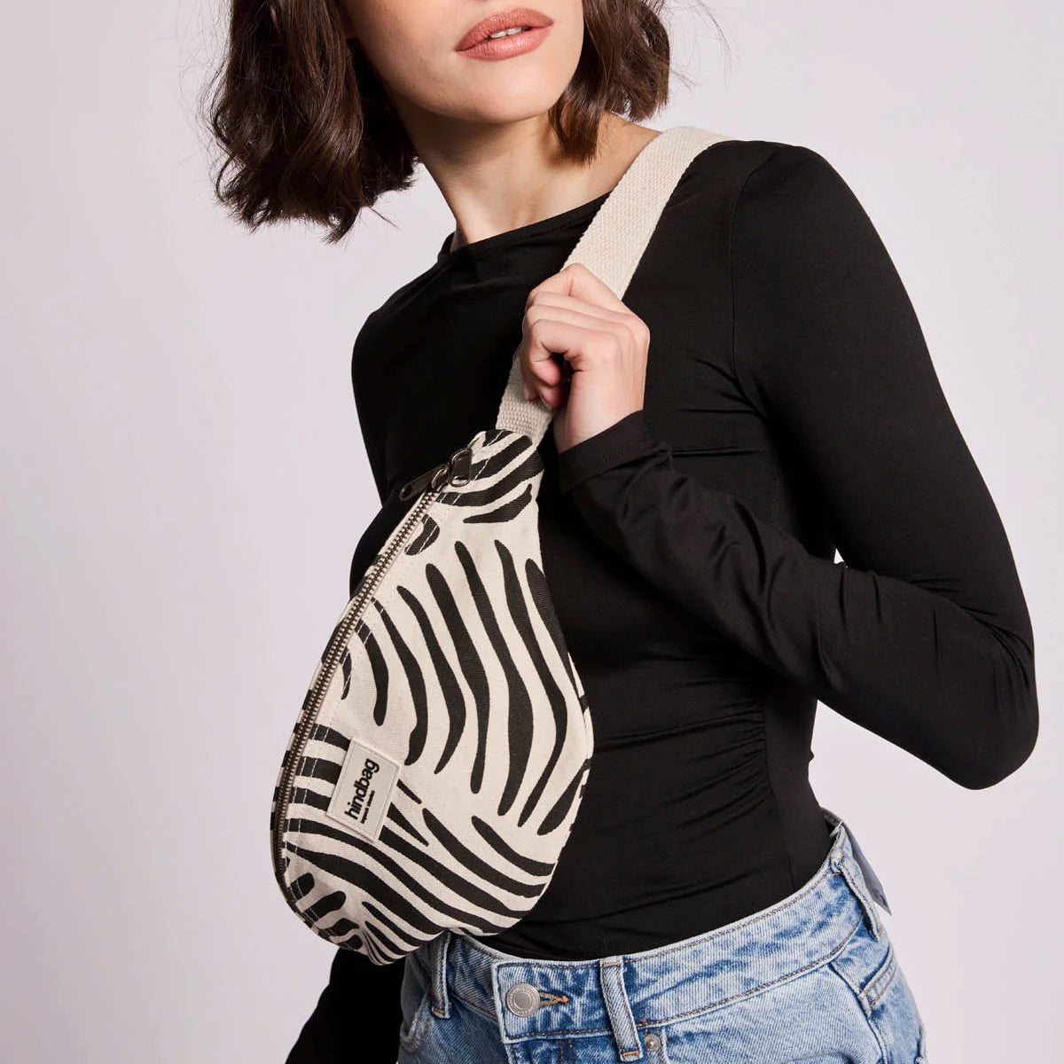 Olivia Bauchtasche - Zebra ecru