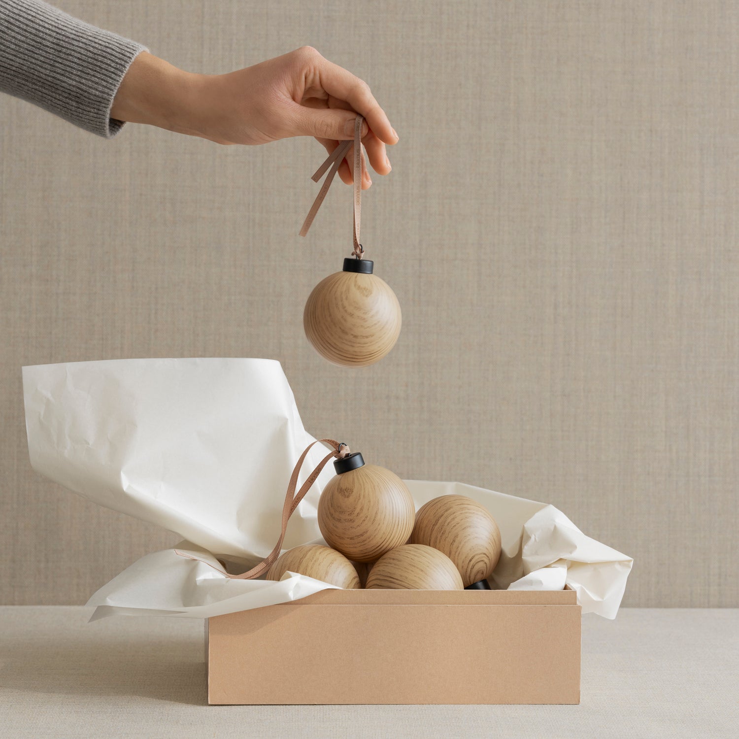 Weihnachtsschmuck KISEKY Kugel - Eiche