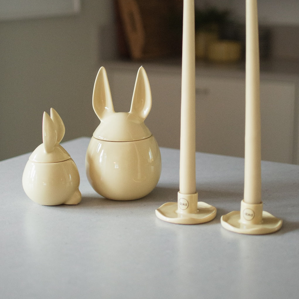 Eating Rabbit Schale mit Deckel - shiny yellow