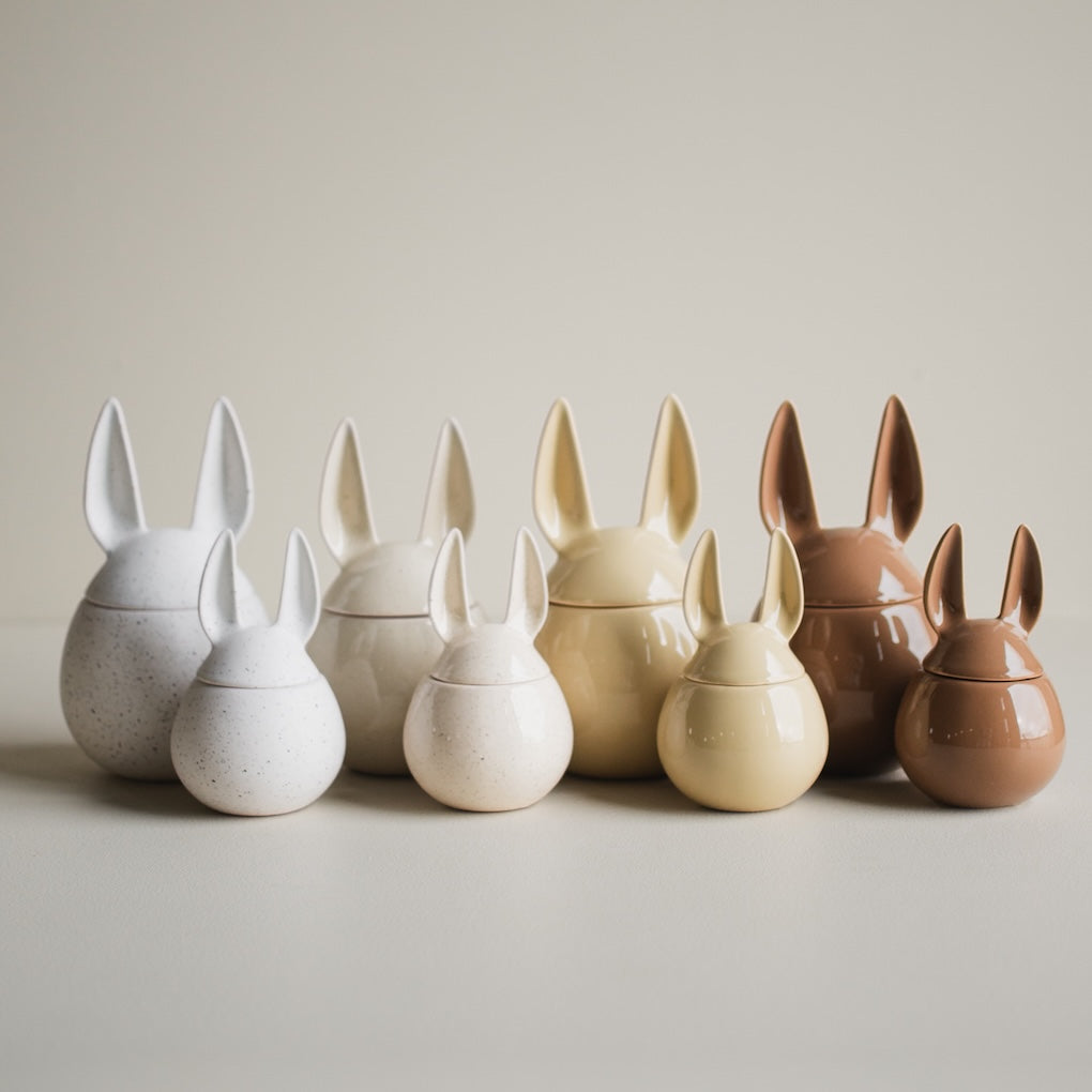 Eating Rabbit Schale mit Deckel - shiny yellow