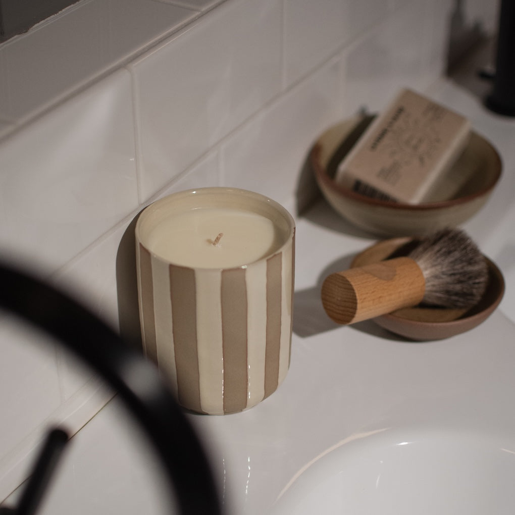 Duftkerze Burn - stripe creme