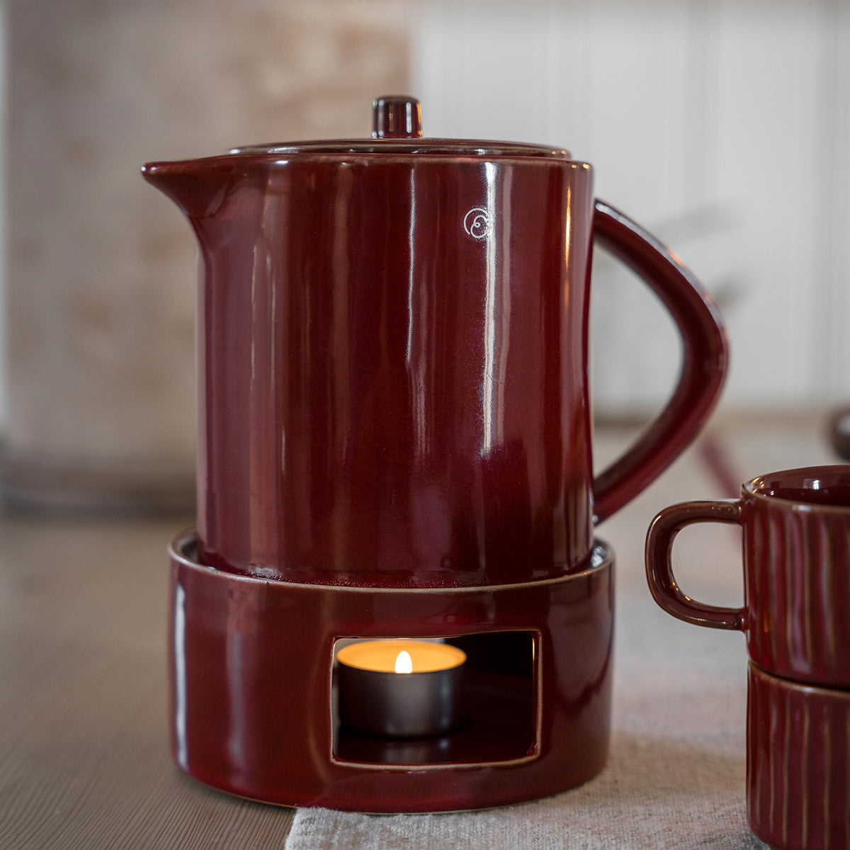 Teekanne mit Stövchen - rot