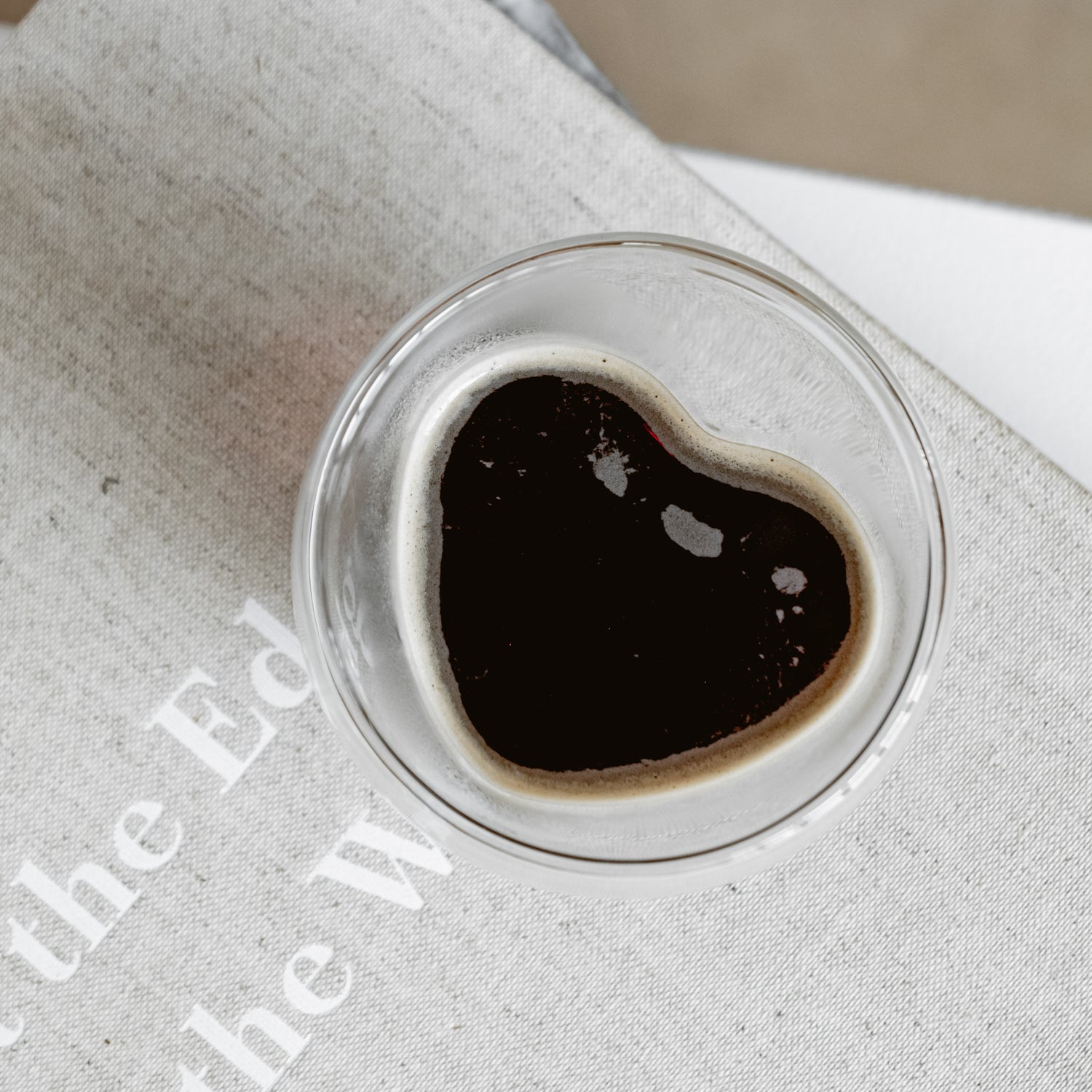 Doppelwandiges Herzglas 200ml - schwarz