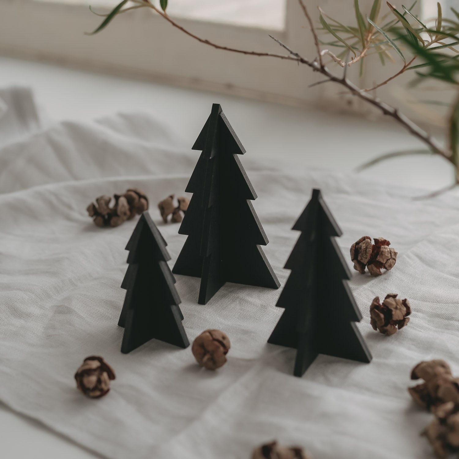 Tannenbäume aus Holz 3er Set klein - schwarz