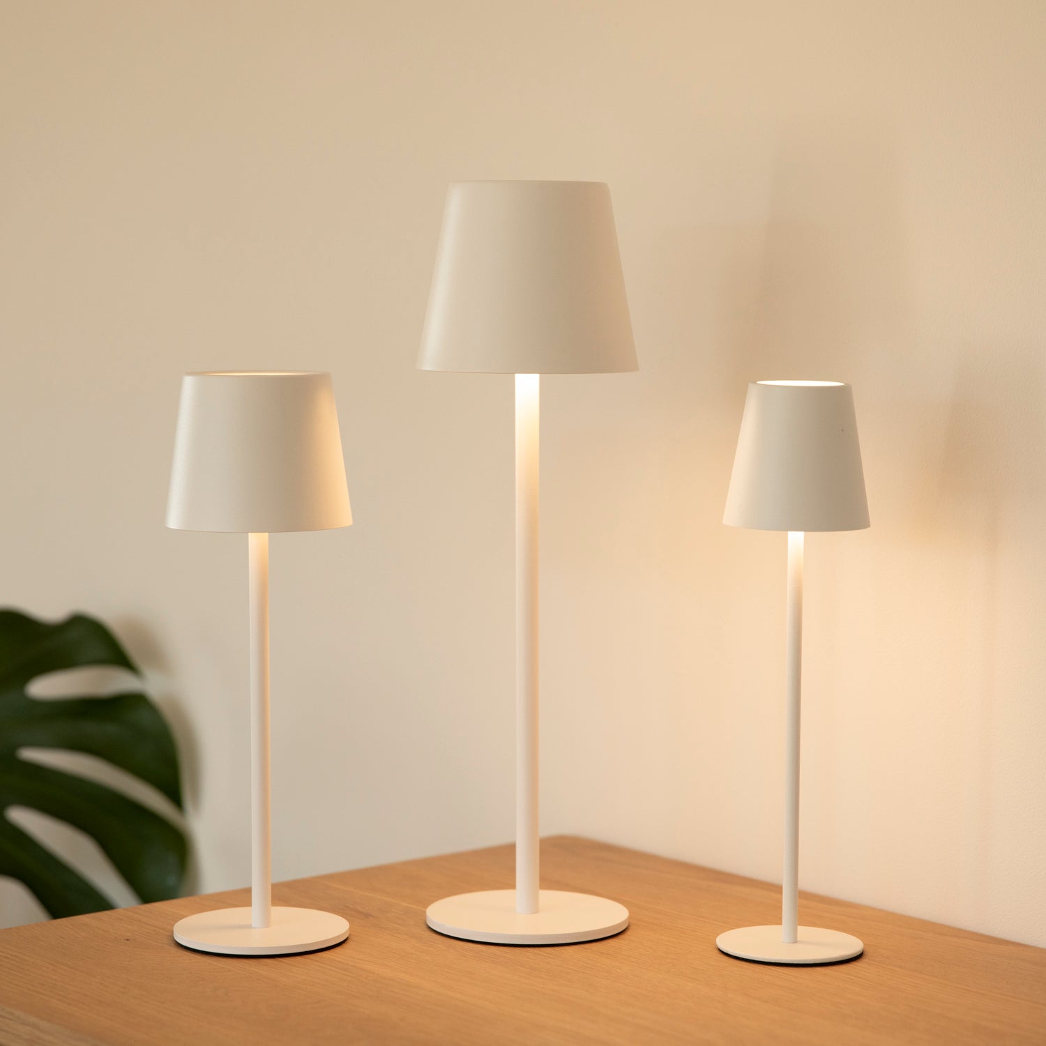 LED Tischlampe outdoor - weiß