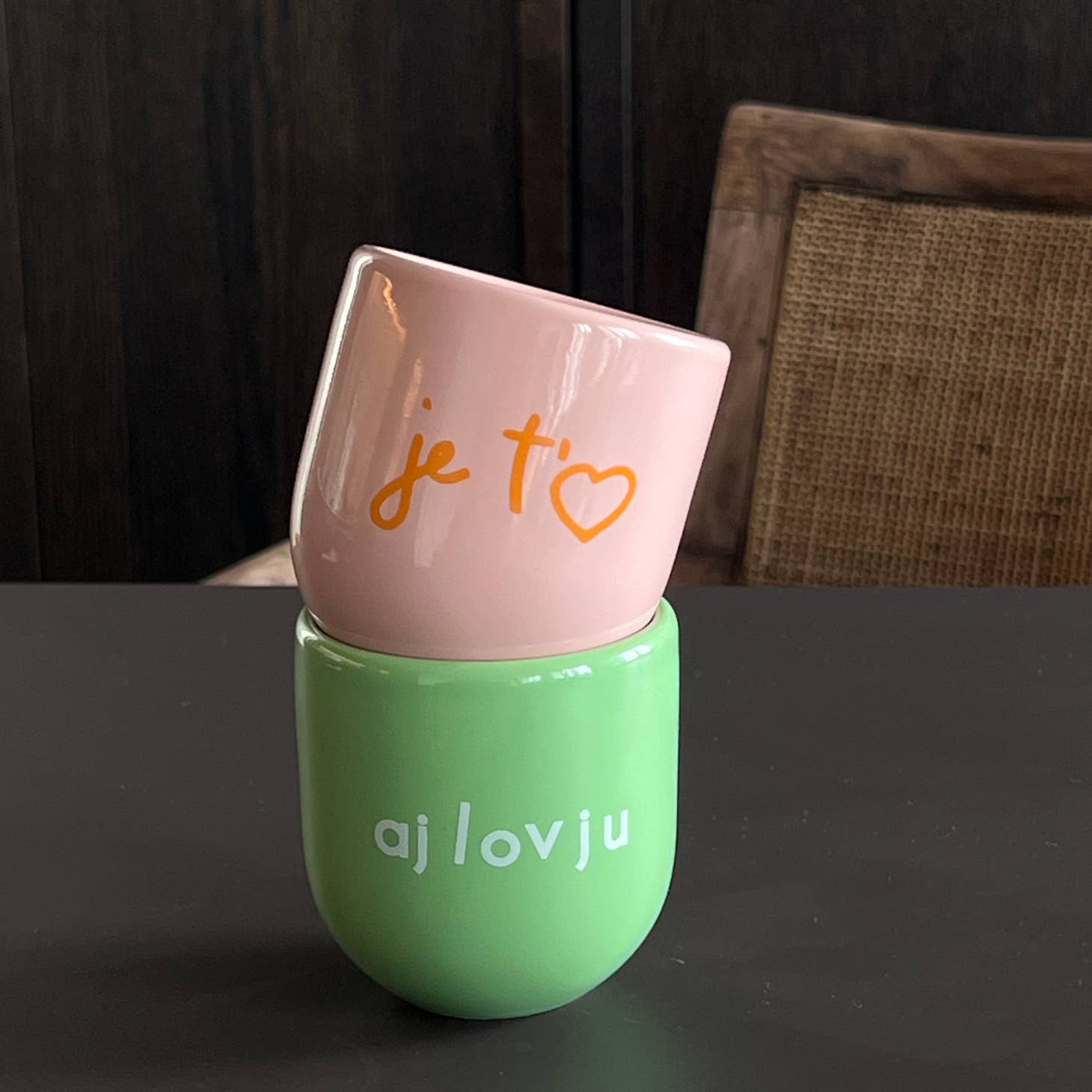 Becher AJ LOV JU- grün