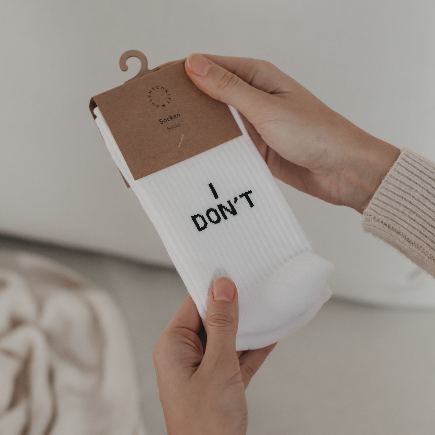 Socken - I don't work here