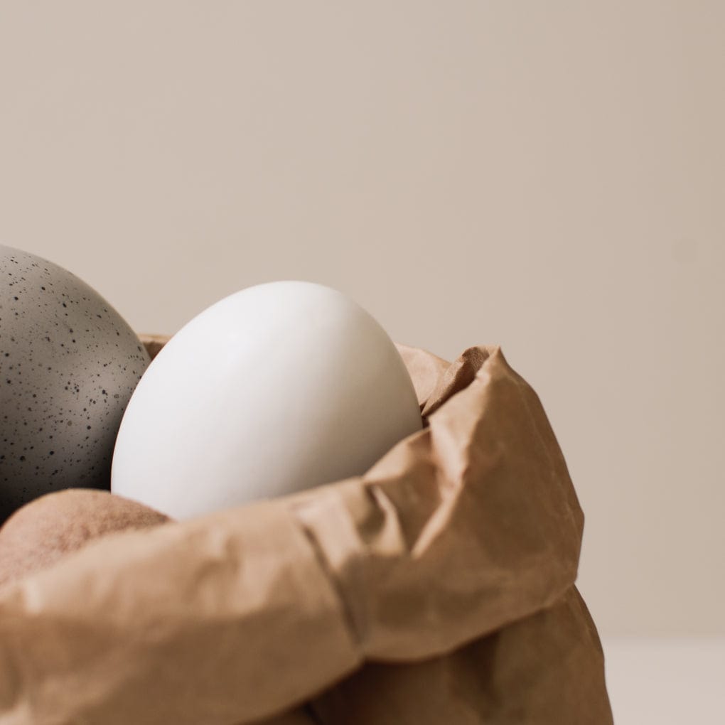 Standing Egg Osterdekoration - weiß