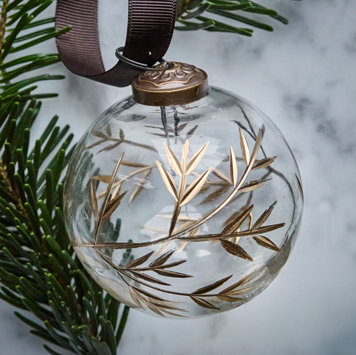 Weihnachtskugel Leaf - gold