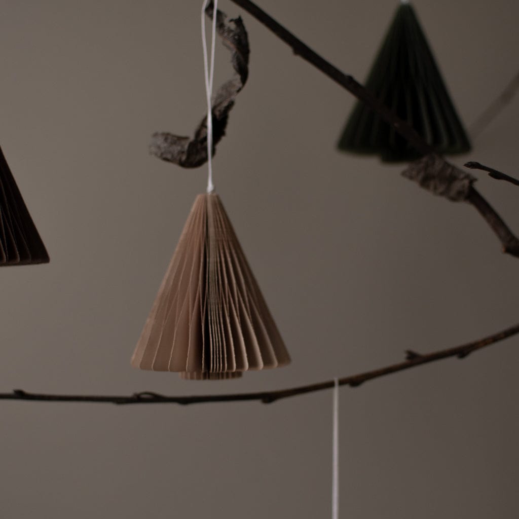 Weihnachtsbaum Papieranhänger sand
