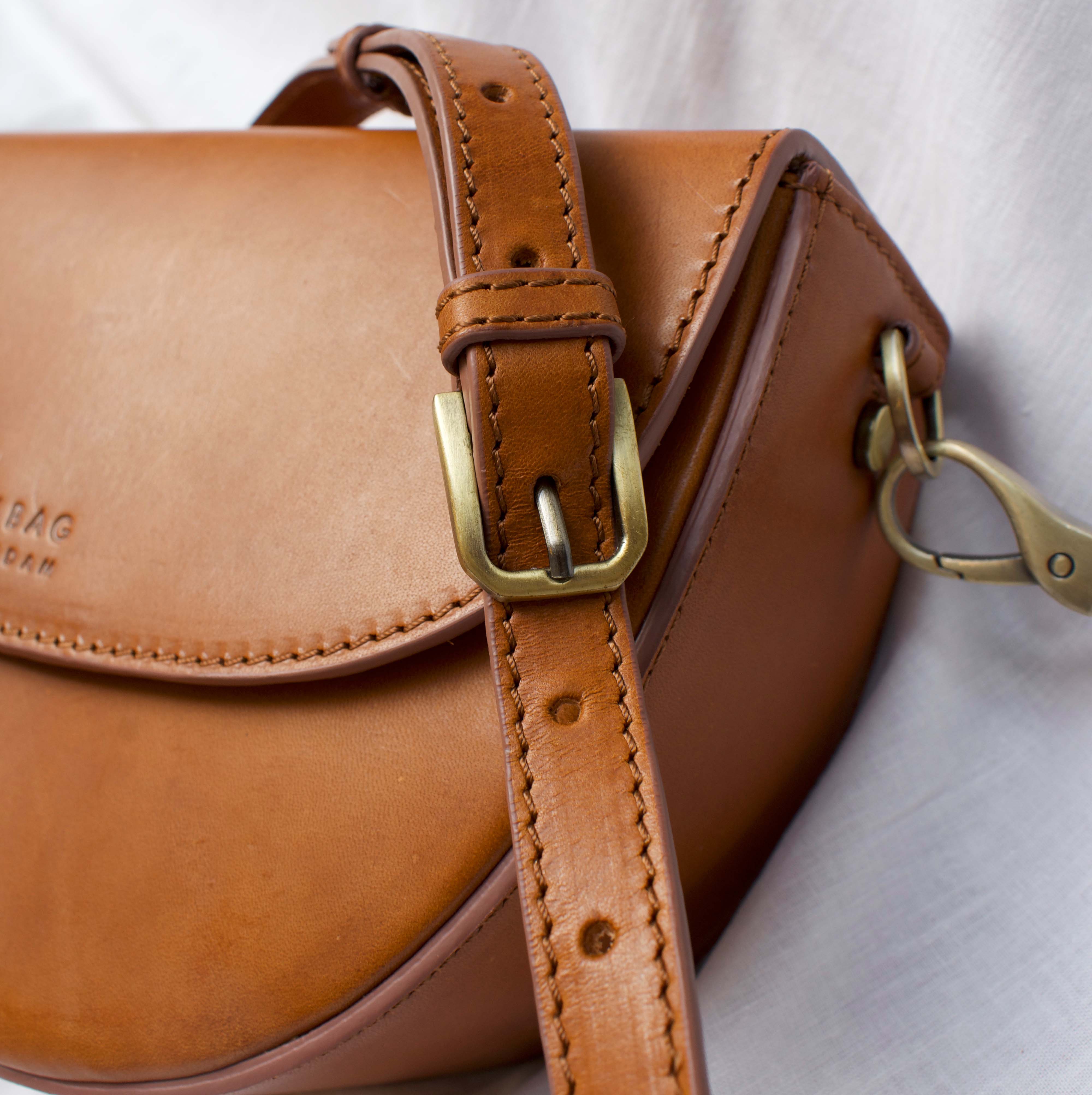 Ava Tasche - Leder Cognac mit 2 Straps