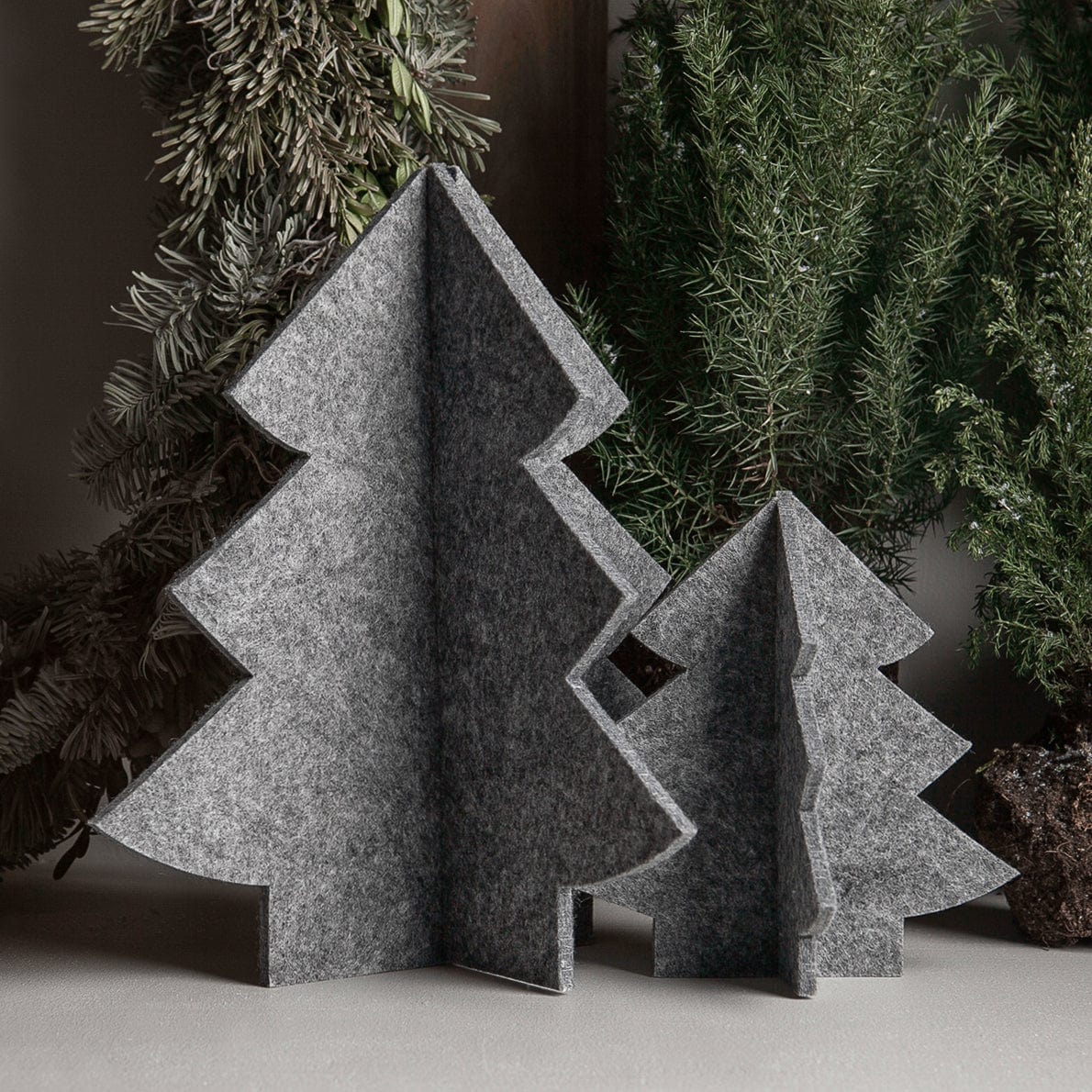 Weihnachtsbaum aus Filz Granfors - grau