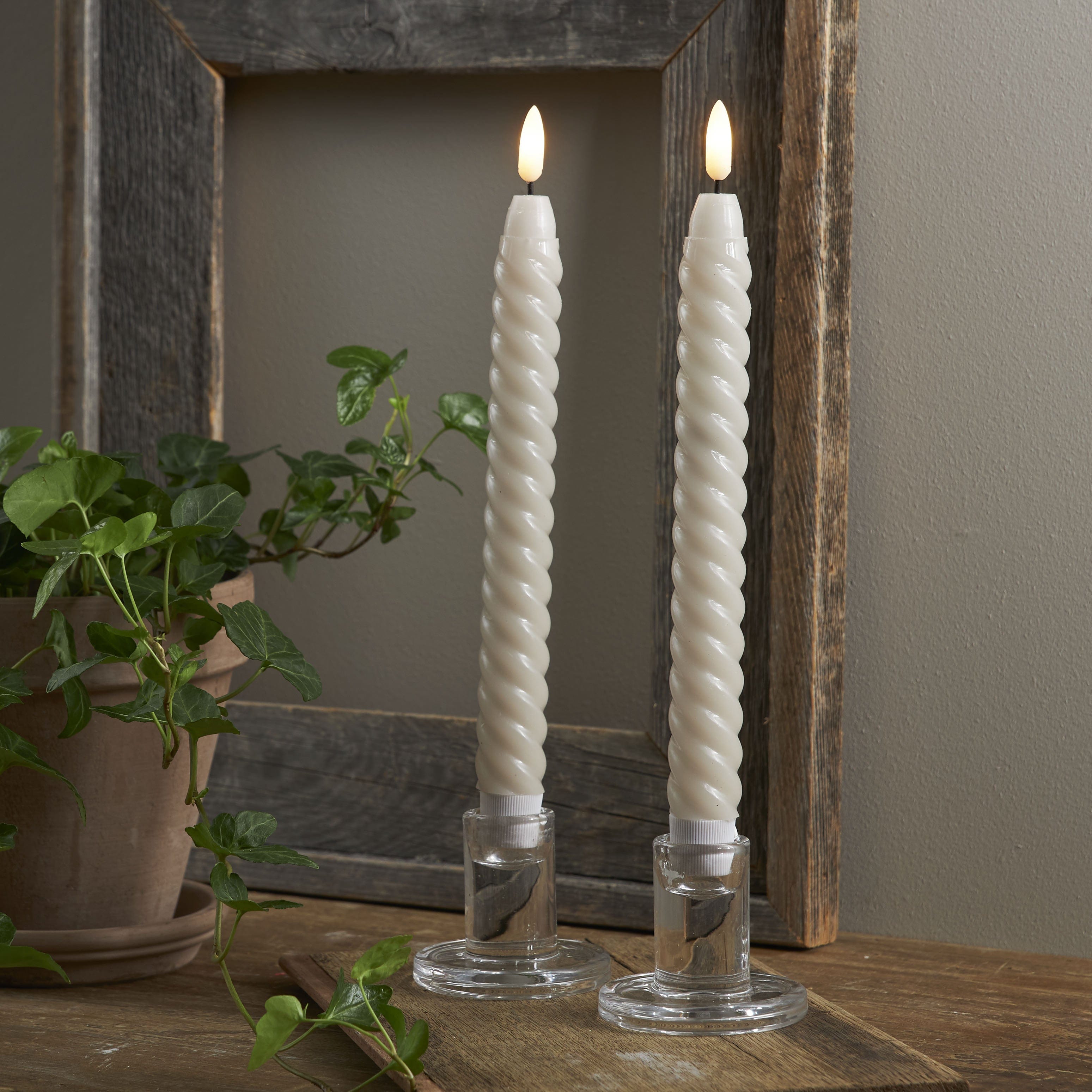 LED Stabkerze gedreht twisted in beige von mkono