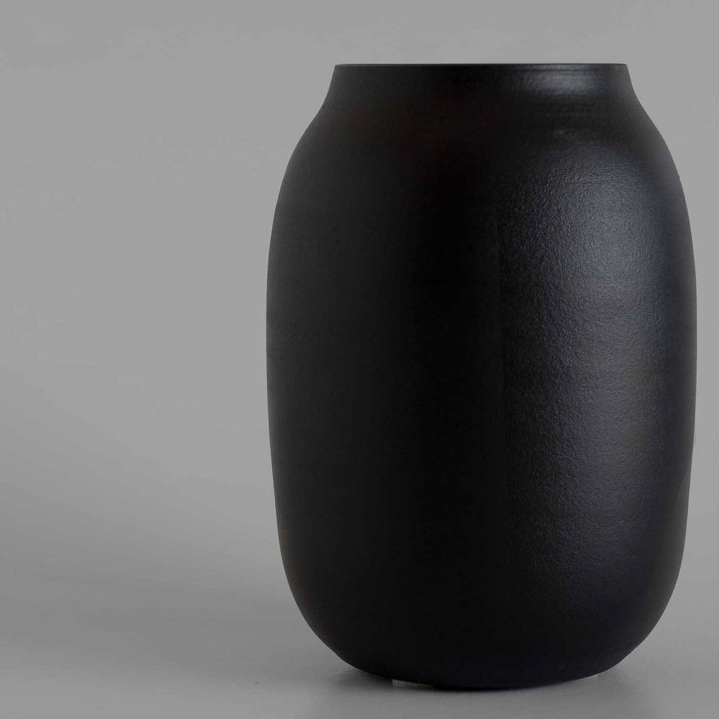 Vase Island 03 schwarz