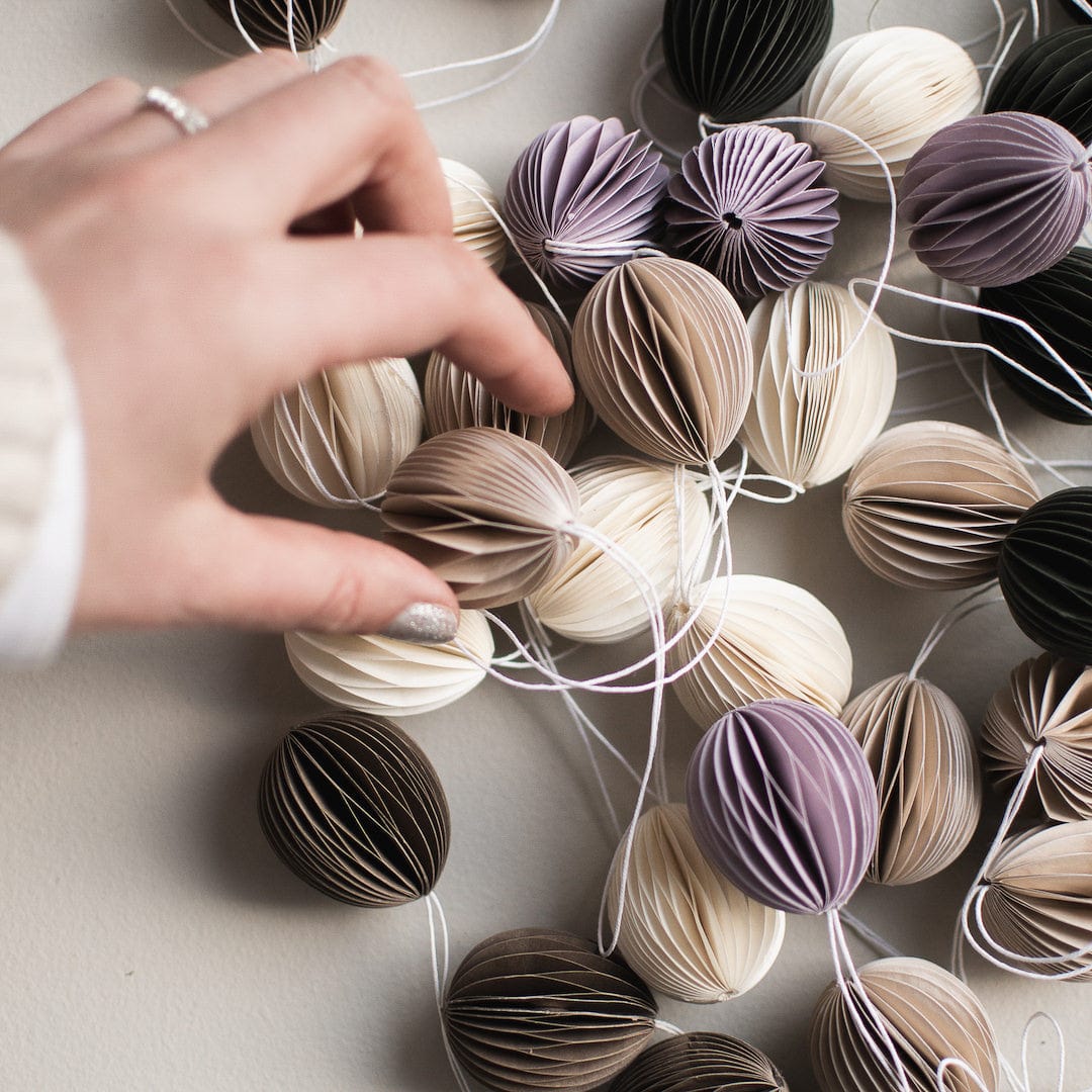 Ovoid Osterei aus Papier - sand