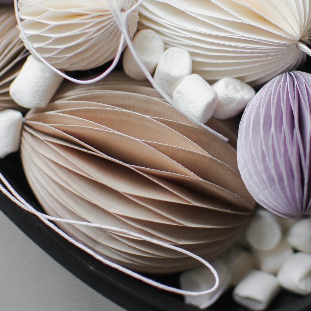 Ovoid Osterei aus Papier - sand