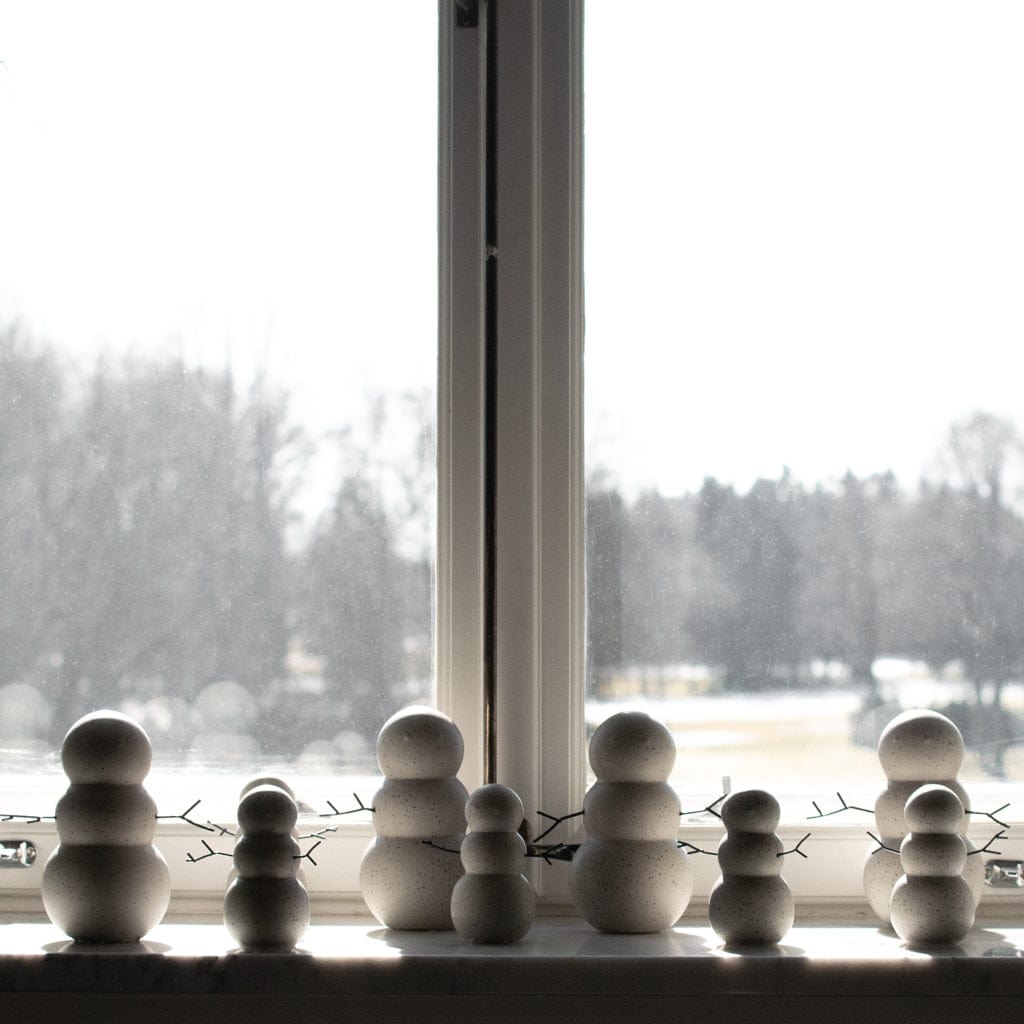 Dekofigur Winter Weihnachten Schneemann in grau gesprenkelt von DBKD