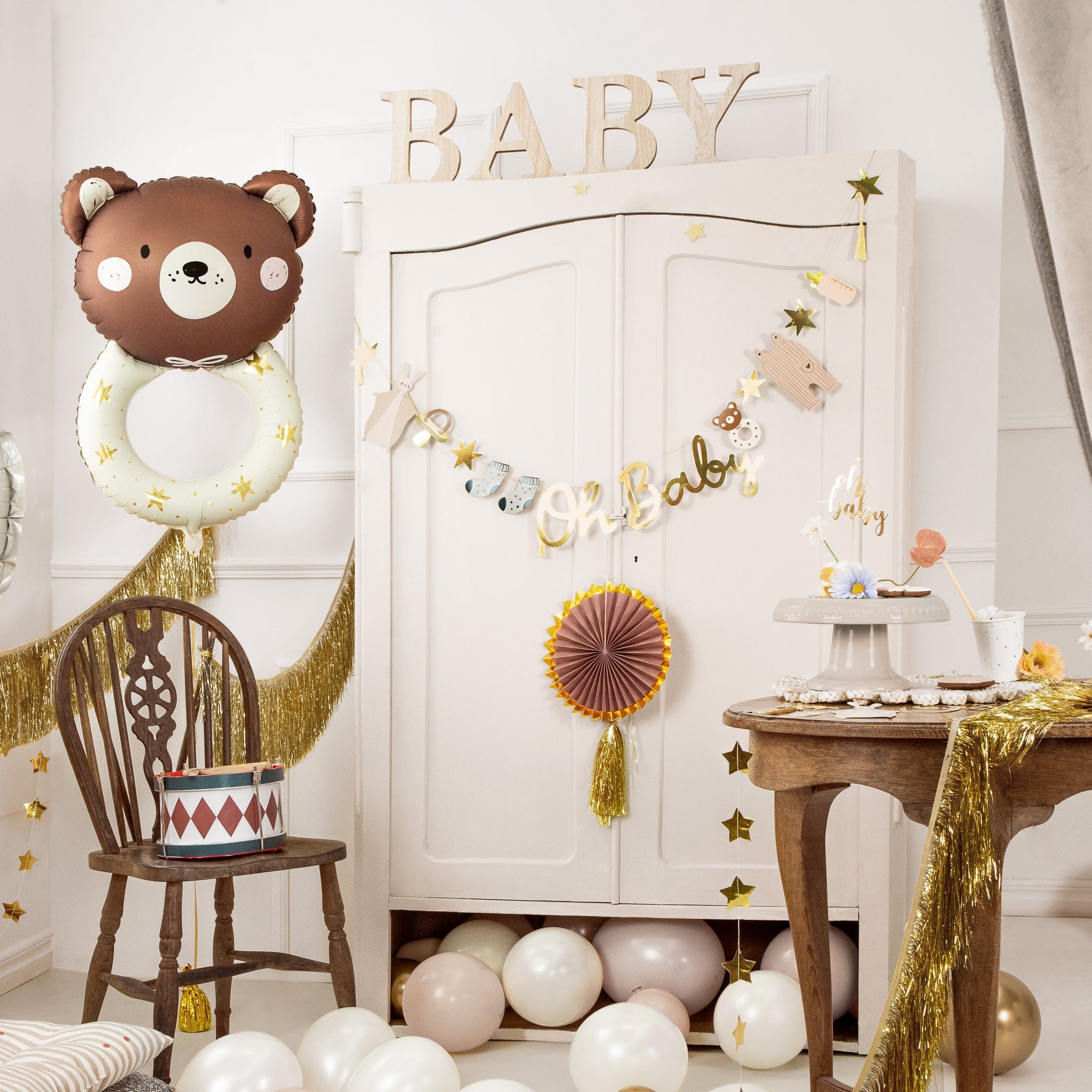 Holzbuchstaben BABY aus Holz