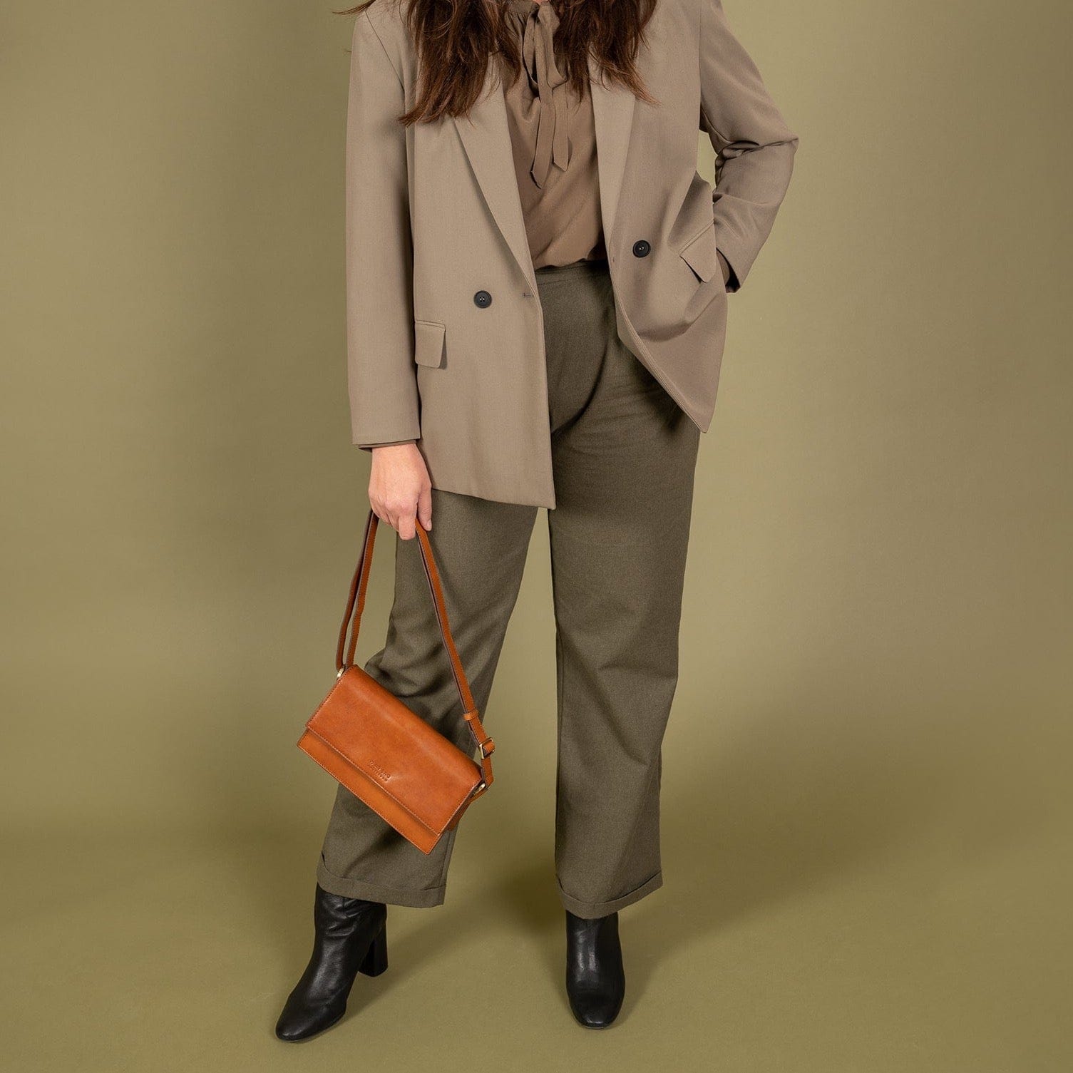 Stella Tasche - Leder Cognac mit 2 Straps