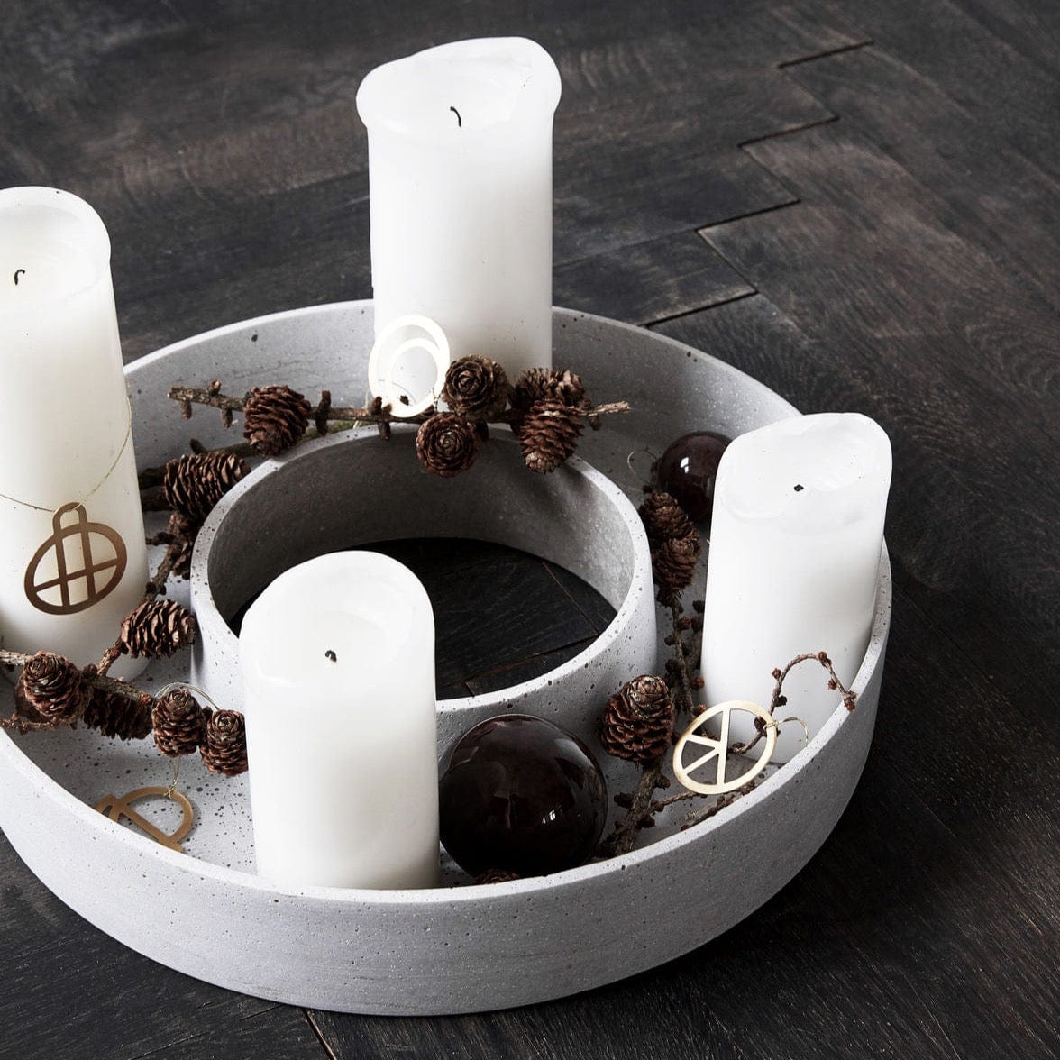 Grauer Betonring "The Ring" von House Doctor