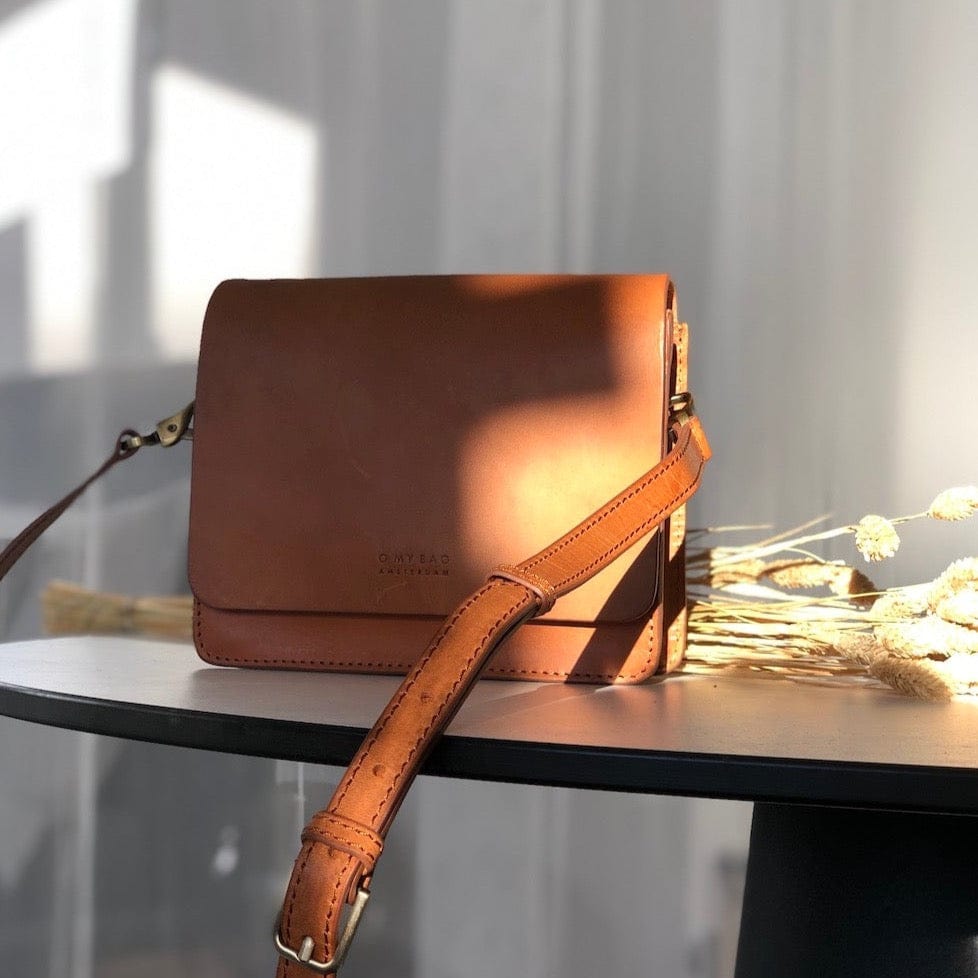 Audrey Mini Tasche - Leder Cognac mit 2 Straps