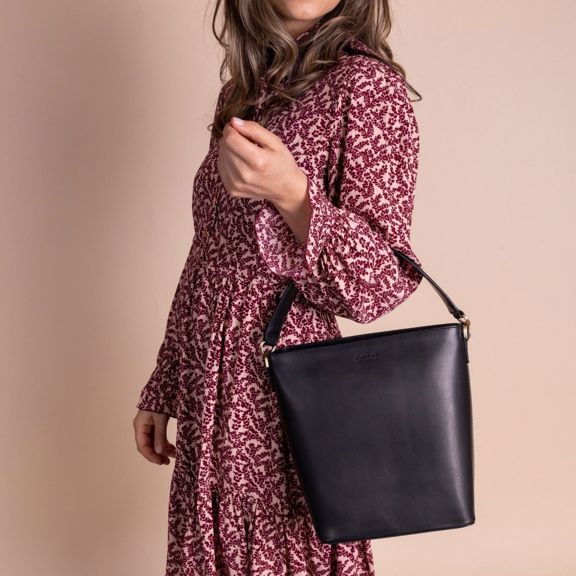 Bobbi Bucket Tasche Maxi - Leder Schwarz