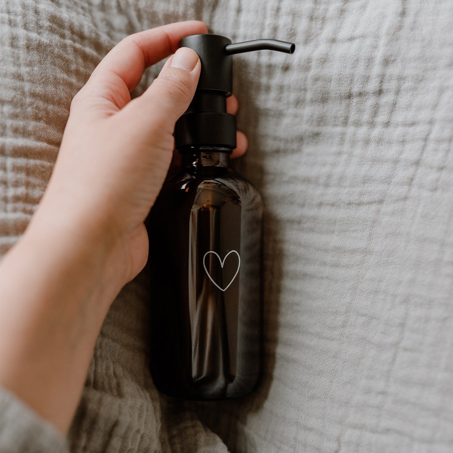 Seifenspender Herz 250ml - Braunglas
