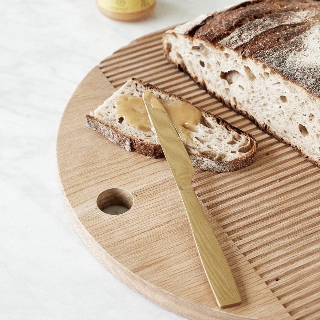 Schneidebrett rund mit Rillen aus Eiche - mkono