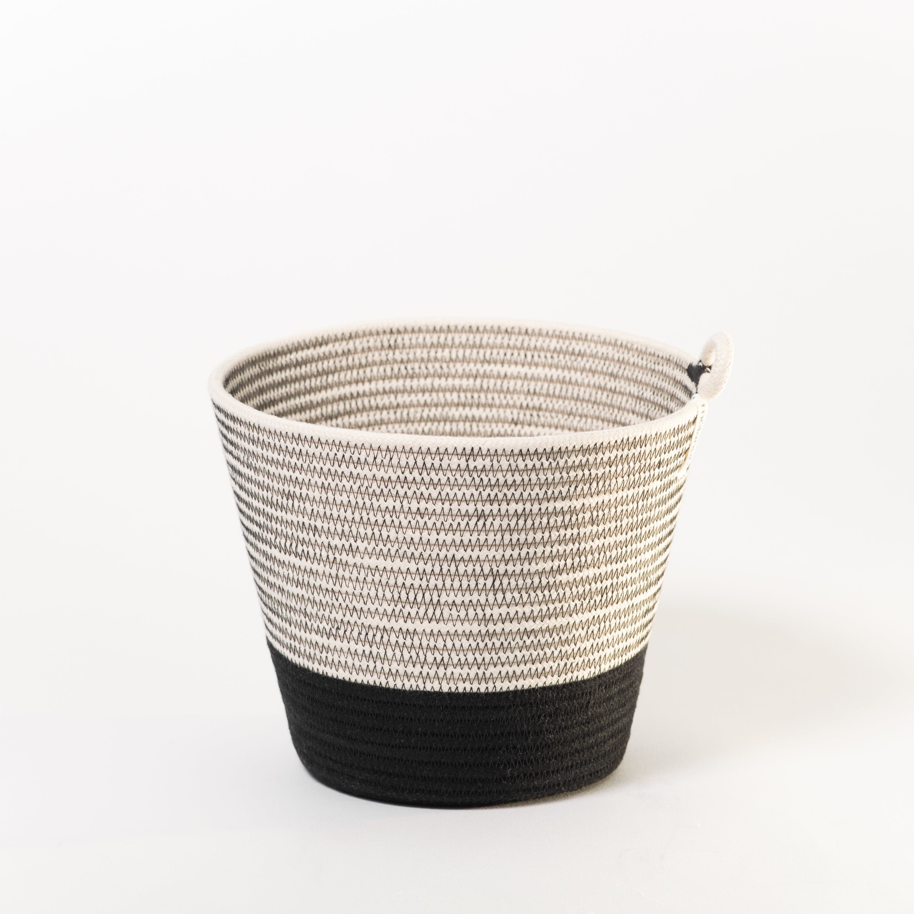 Übertopf aus Baumwolle - schwarz - mkono