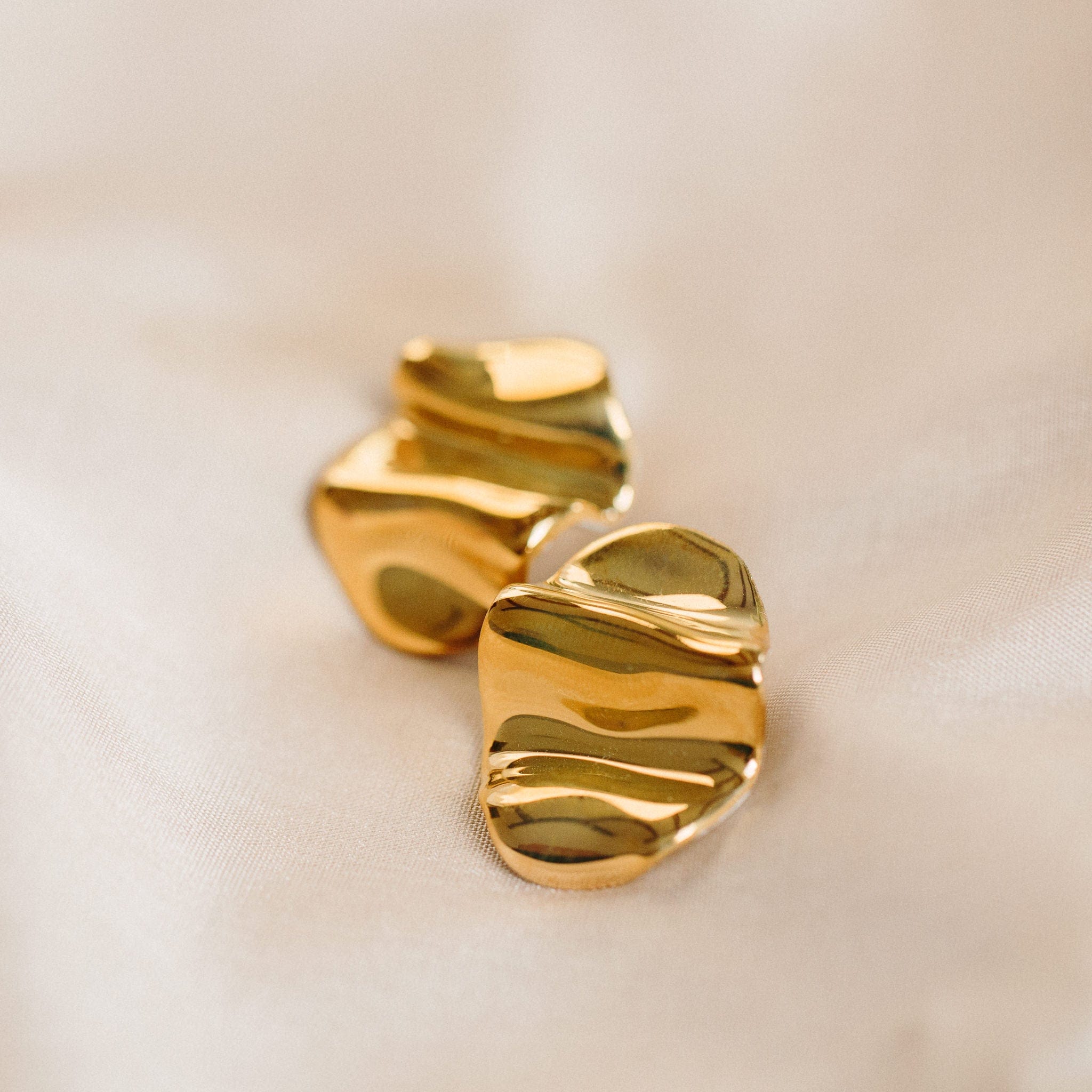 Ohrringe 'Karoo' aus Porzellan - mkono