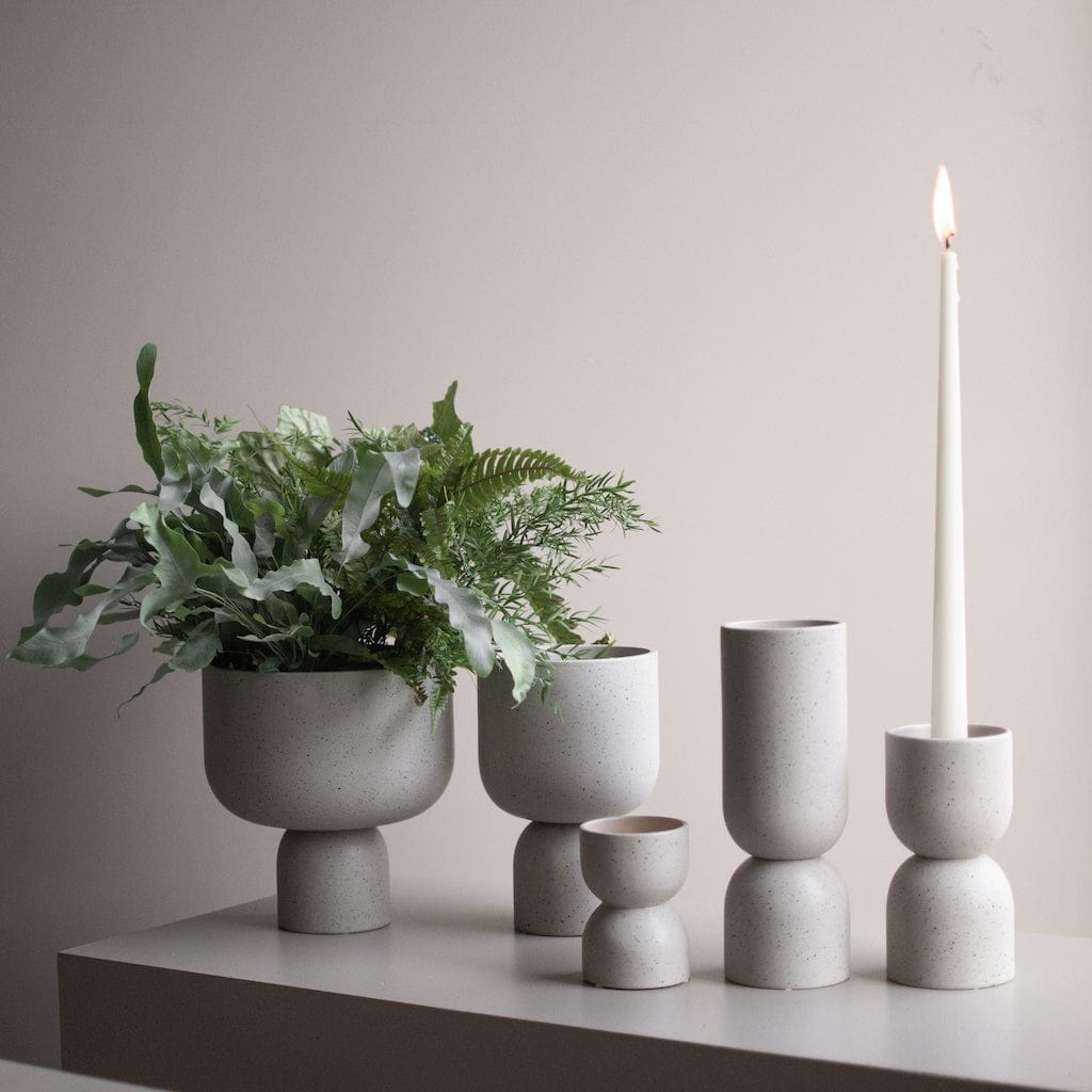 Vase Post - mole dot