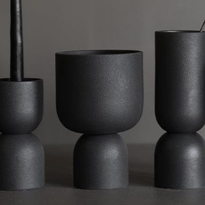 Übertopf Post S - cast iron