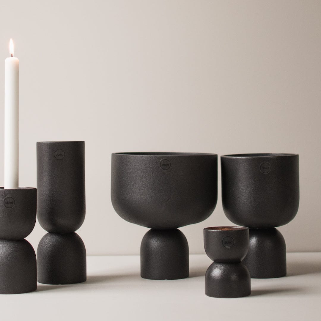 Übertopf Post L - cast iron